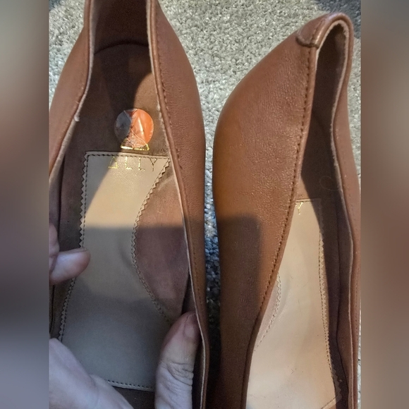 ALLY Elegant Brown Heel - Picture 2 of 11